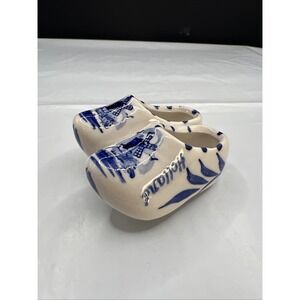 Delft Blue Porcelain Dutch Clogs Windmill Magnet  2" Holland